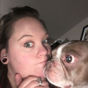 Meet your Posher, Allyssia